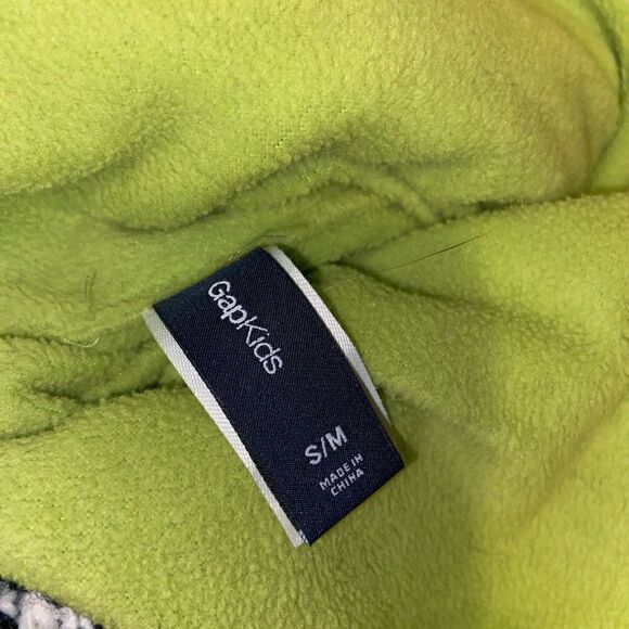 Gap fuzzy toboggan size youth small/medium - Picture 4 of 5